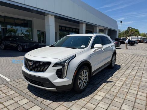 Used 2019 Cadillac XT4 Premium Luxury w/ Driver Awareness Package FWD image 2