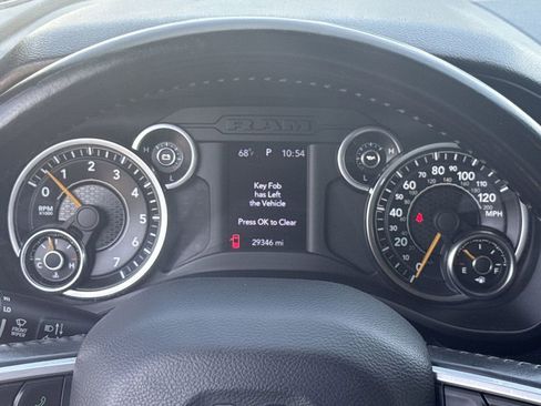 Used 2022 RAM 1500 Big Horn AWD/4WD image 23