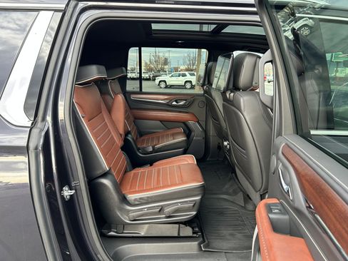 Used 2023 GMC Yukon XL Denali Ultimate image 27