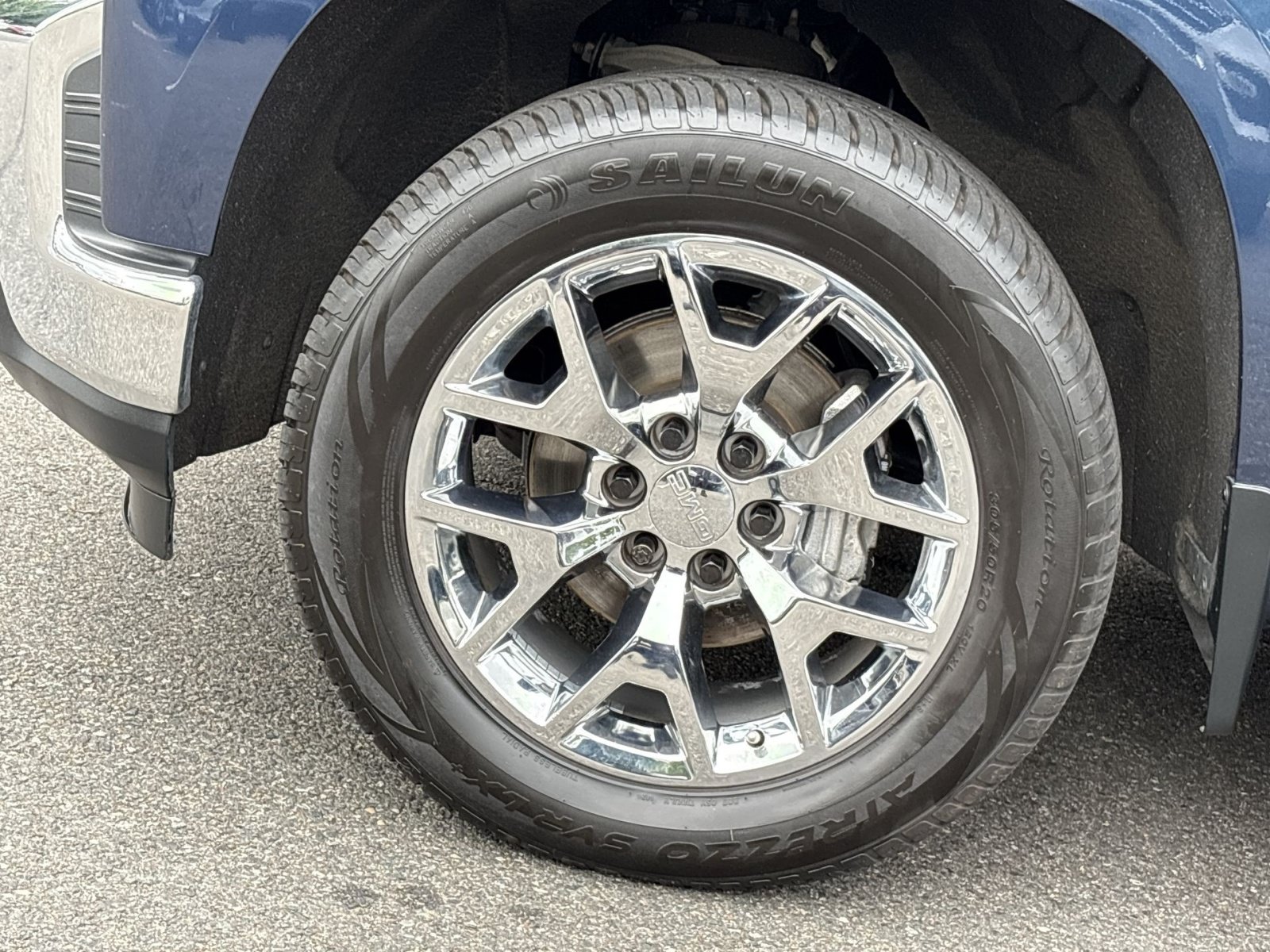 Used 2022 Chevrolet Silverado 1500 LT AWD/4WD image 12