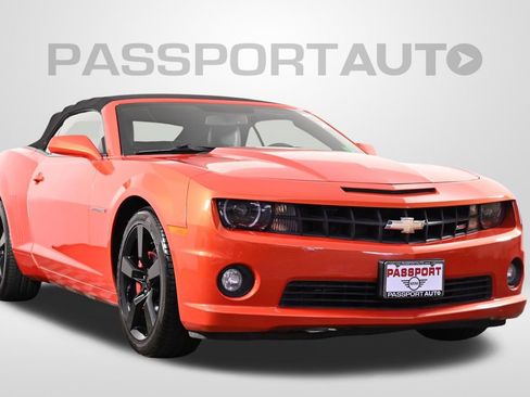 Used 2012 Chevrolet Camaro SS w/ RS Package RWD image 3