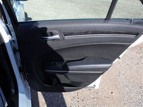 Used 2016 Chrysler 300 Limited AWD/4WD image 16
