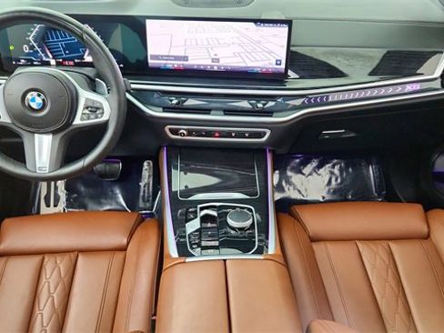 Used 2024 BMW X5 xDrive40i w/ M Sport Package image 20