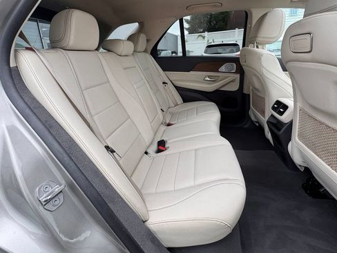 Used 2020 Mercedes-Benz GLE 350 4MATIC w/ Premium Package image 21