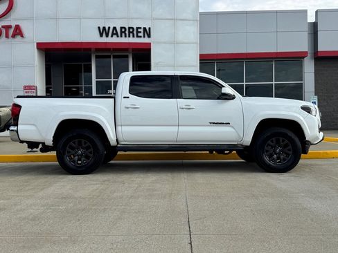 Used 2023 Toyota Tacoma SR5 image 3