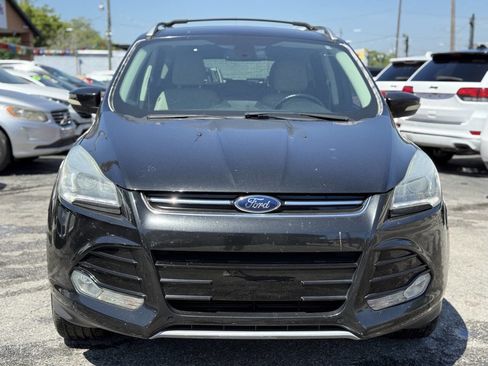 Used 2014 Ford Escape Titanium w/ Equipment Group 401A FWD image 10
