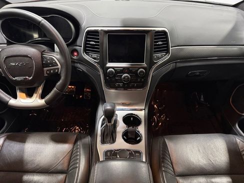 Used 2018 Jeep Grand Cherokee SRT image 34