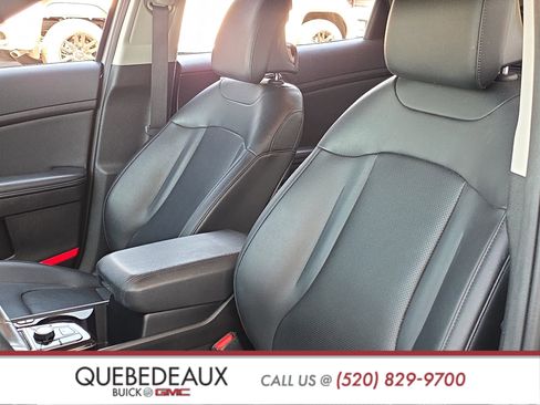 Used 2023 Kia Sportage EX FWD image 11