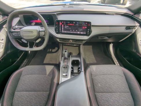 Used 2025 Dodge Charger R/T w/ Sun & Sound Package image 16