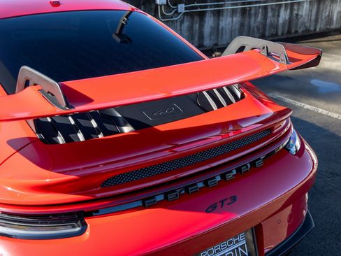 Used 2022 Porsche 911 GT3 image 22