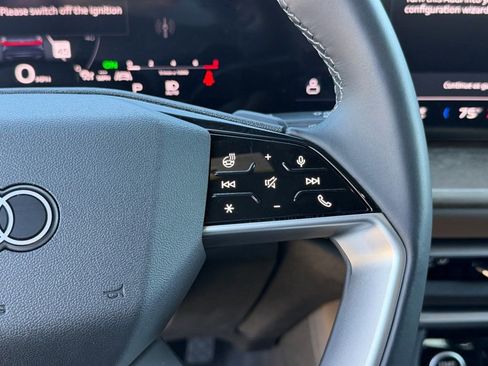New 2025 Audi Q5 Premium Plus image 21