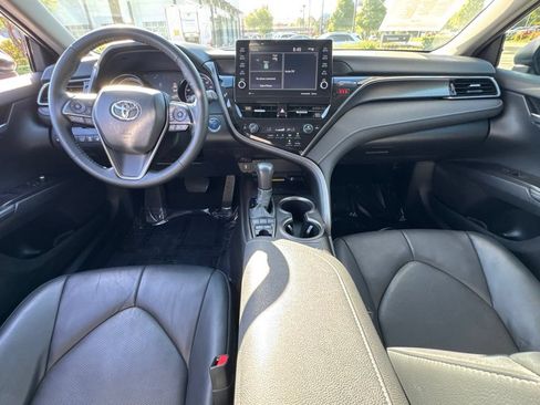 Used 2024 Toyota Camry XSE w/ Cold Weather Package FWD image 33