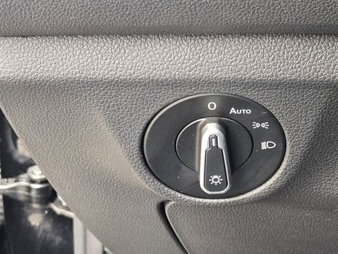 Certified 2024 Volkswagen Jetta SE FWD image 26