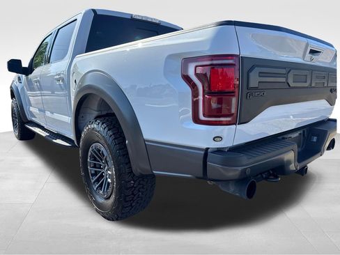 Used 2019 Ford F150 Raptor w/ Equipment Group 802A Luxury image 3