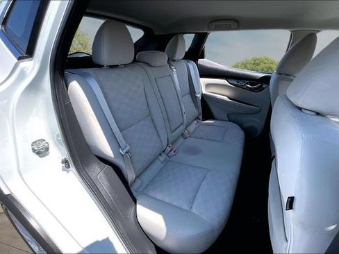 Certified 2019 Nissan Rogue Sport SV w/ Technology Package FWD image 25