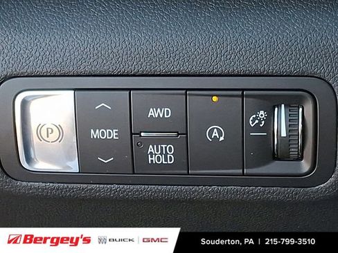 New 2026 GMC Terrain AT4 w/ LPO, Black Badging Package image 21