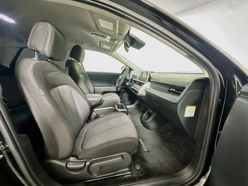 Used 2024 Hyundai Ioniq 5 SEL RWD image 31