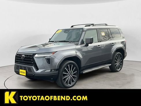 Used 2024 Lexus GX 550 w/ Accessory Package (Z1) AWD/4WD image 1