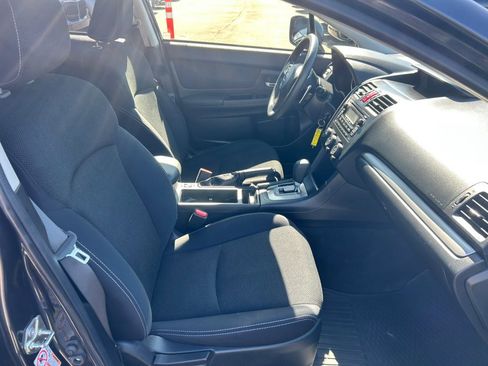 Used 2014 Subaru Crosstrek 2.0i Premium image 21