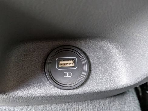 Used 2021 Hyundai Sonata Limited w/ Preferred Accessory Package FWD image 18