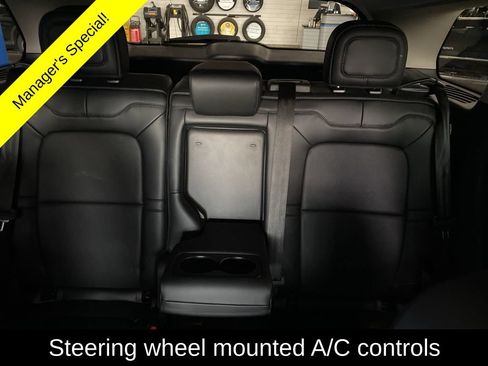 Used 2025 Lincoln Corsair Reserve w/ Towing Package AWD/4WD image 14