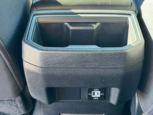 Used 2025 Toyota Tacoma SR5 image 10