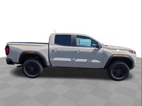 New 2026 GMC Canyon Elevation w/ Convenience Package RWD image 3