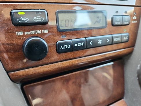 Used 2000 Lexus ES 330 w/ Lexus Value Pkg FWD image 12