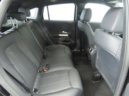 Certified 2025 Mercedes-Benz GLA 250 image 20