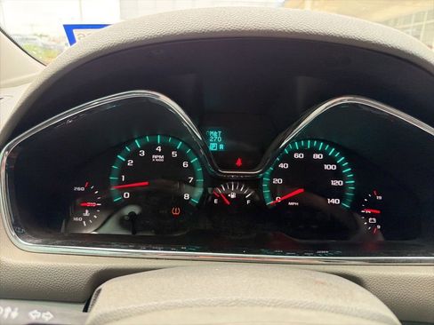 Used 2017 Chevrolet Traverse LS FWD image 7