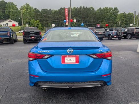 Used 2021 Nissan Sentra SR w/ SR Premium Package FWD image 6