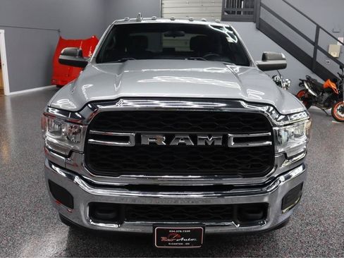 Used 2021 RAM 2500 Tradesman w/ Chrome Appearance Group AWD/4WD image 11