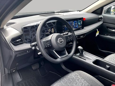 New 2026 Nissan Kicks SV FWD image 8