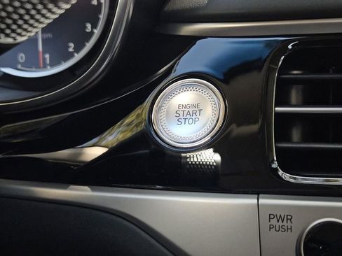 New 2026 Genesis G70 2.5T Prestige image 28