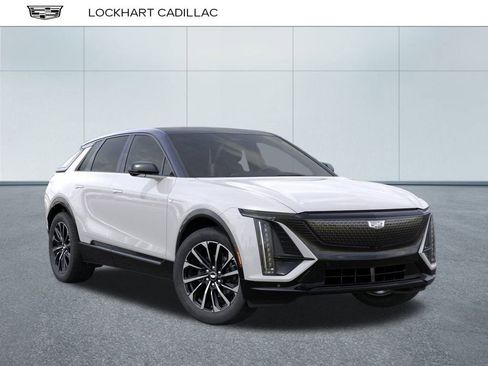 New 2025 Cadillac Lyriq Sport image 7