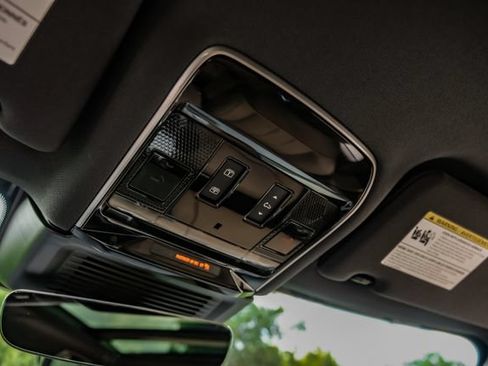 New 2026 Land Rover Range Rover SE AWD/4WD image 42