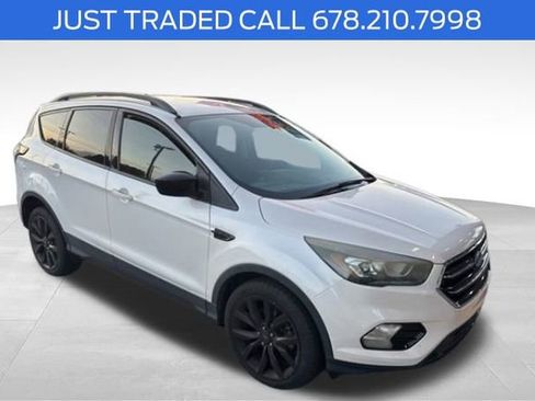 Used 2018 Ford Escape SE w/ SE Sport Appearance Package image 1