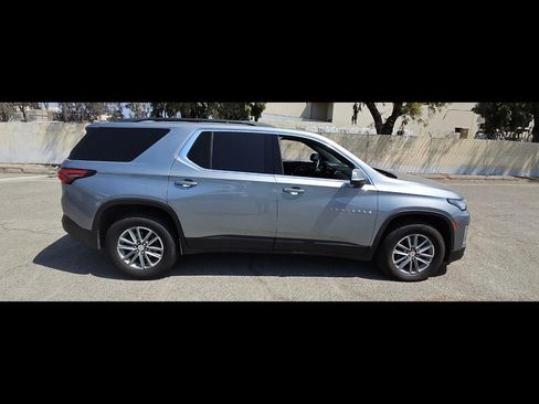 Used 2023 Chevrolet Traverse LT FWD image 10