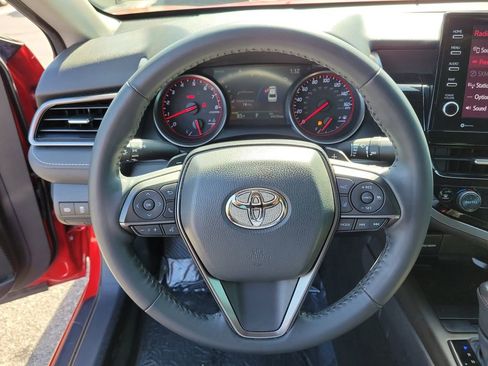 Used 2022 Toyota Camry XSE w/ Cold Weather Package image 25