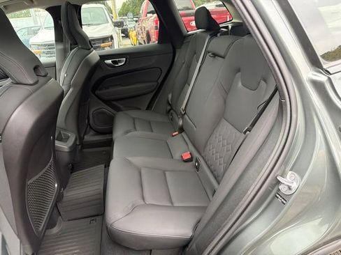 Used 2026 Volvo XC60 B5 Core w/ Climate Package AWD/4WD image 40