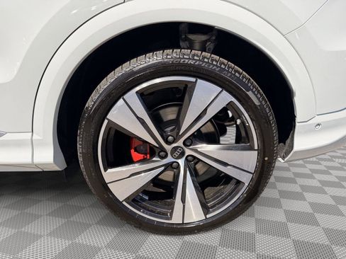 New 2026 Audi SQ5 Premium Plus image 8