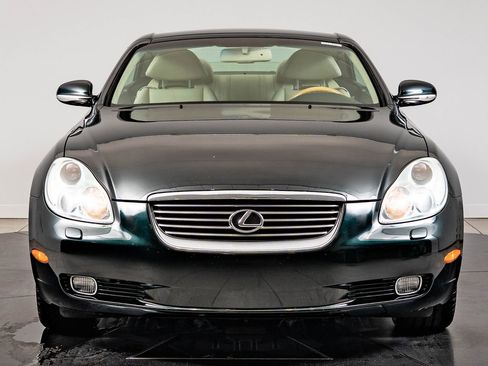 Used 2004 Lexus SC 430 Convertible RWD image 3