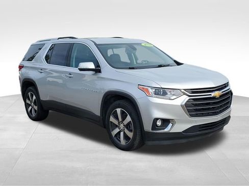 Used 2018 Chevrolet Traverse LT AWD/4WD image 1