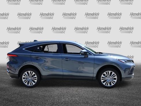 Used 2024 Toyota Venza Limited AWD/4WD image 10