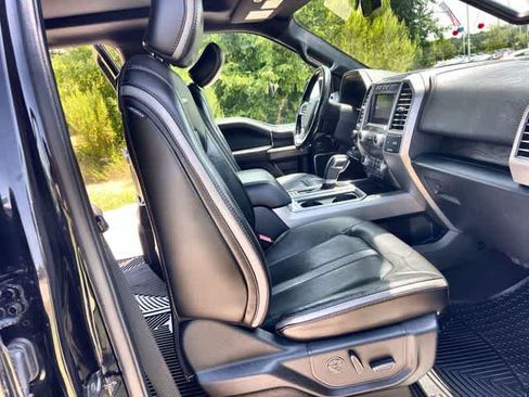 Used 2019 Ford F150 Platinum w/ Equipment Group 701A Luxury AWD/4WD image 12