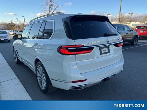 Used 2024 BMW X7 xDrive40i w/ Executive Package image 6