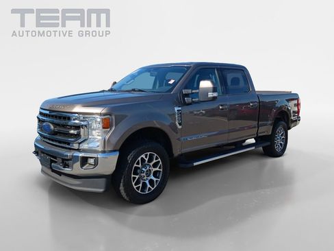 Used 2020 Ford F250 Lariat w/ Lariat Ultimate Package AWD/4WD image 3