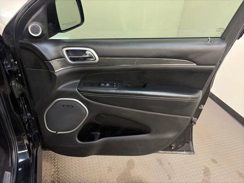 Used 2015 Jeep Grand Cherokee SRT w/ Trailer Tow Group IV image 34