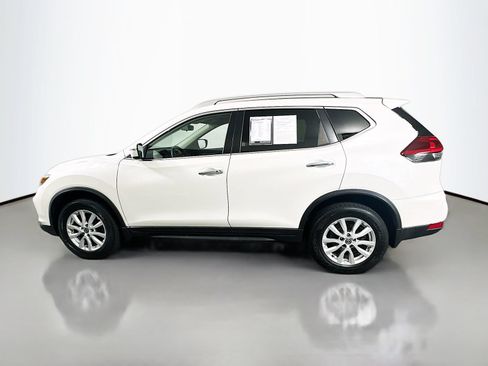 Used 2019 Nissan Rogue SV AWD/4WD image 4