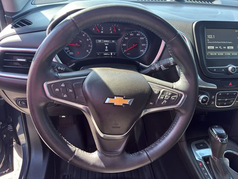 Used 2018 Chevrolet Equinox LT AWD/4WD image 16